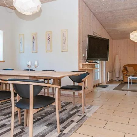 Prázdninový dům 8 Person Holiday Home In Glesborg *